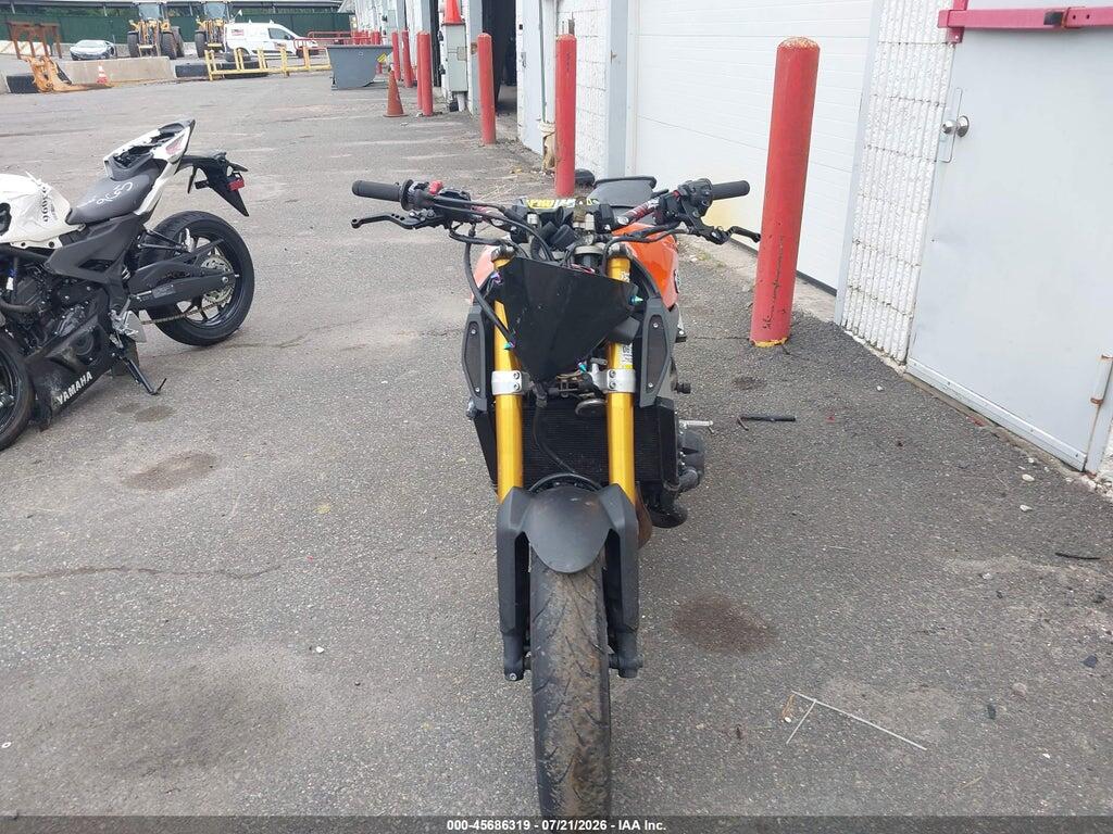JYARN33E4EA003305 2014 YAMAHA FZ09 photo no. 5