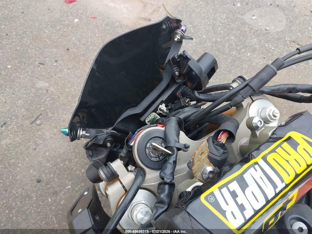 JYARN33E4EA003305 2014 YAMAHA FZ09 photo no. 7