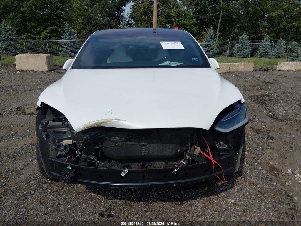 5YJXCBE27HF066196 2017 TESLA MODEL X photo no. 11