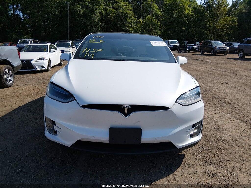 5YJXCBE24HF050280 2017 TESLA MODEL X photo no. 12