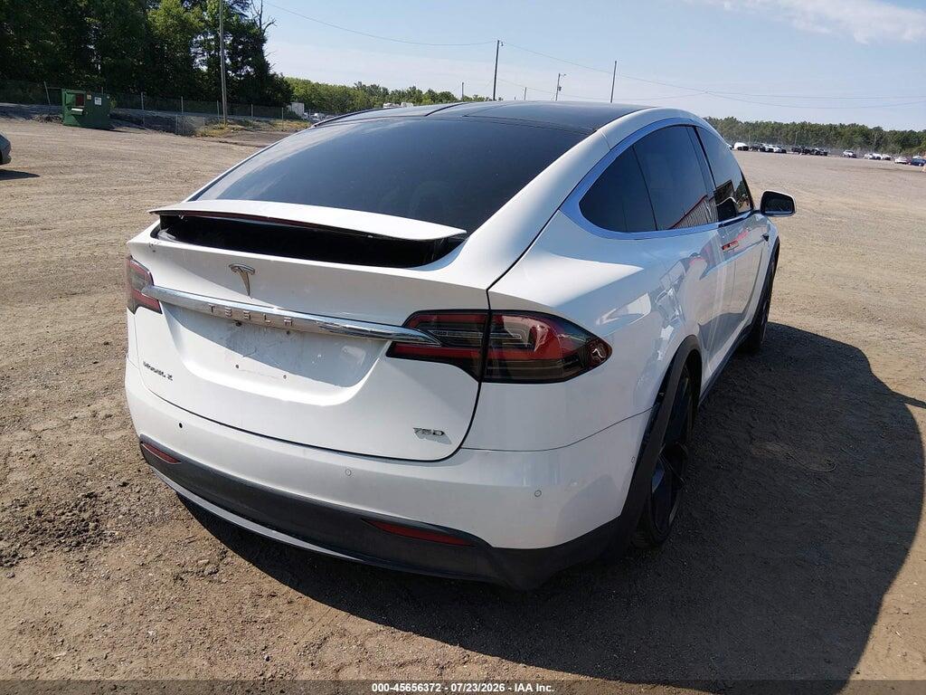 5YJXCBE24HF050280 2017 TESLA MODEL X photo no. 4