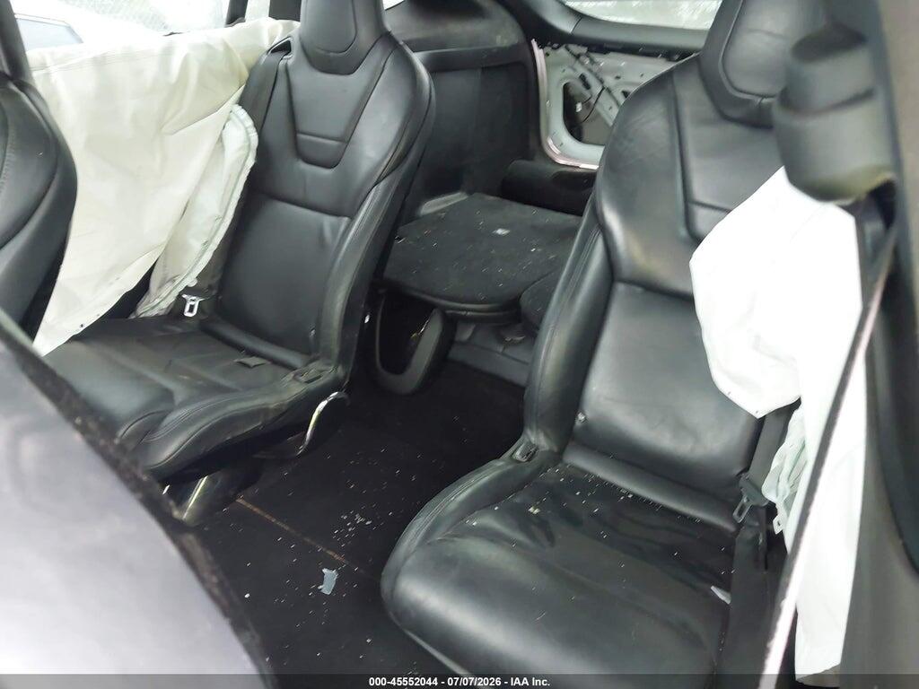 5YJXCBE21HF044646 2017 TESLA MODEL X photo no. 8
