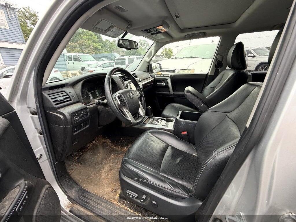JTEBU5JRXH5431365 2017 TOYOTA 4RUNNER photo no. 5