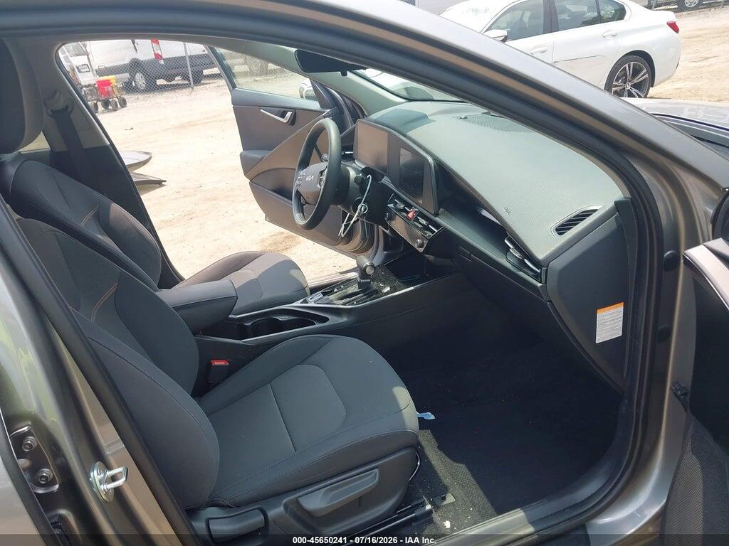 KNDCP3LE7R5159762 2024 KIA NIRO photo no. 5