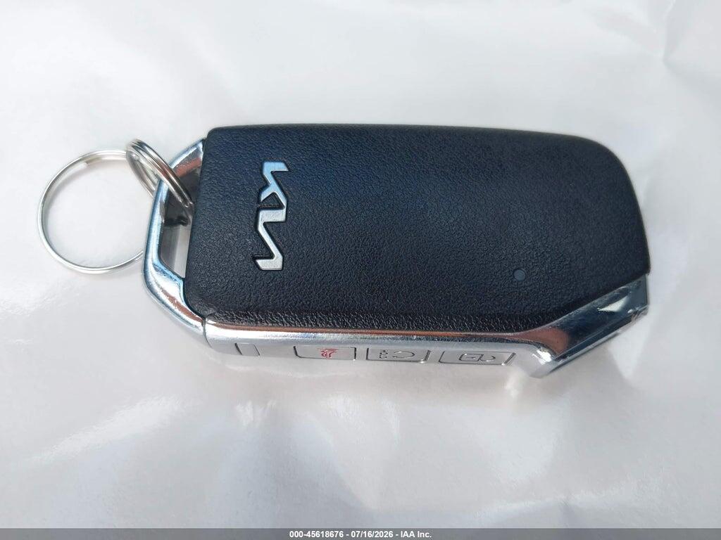 KNDCR3LE4R5190381 2024 KIA NIRO photo no. 11