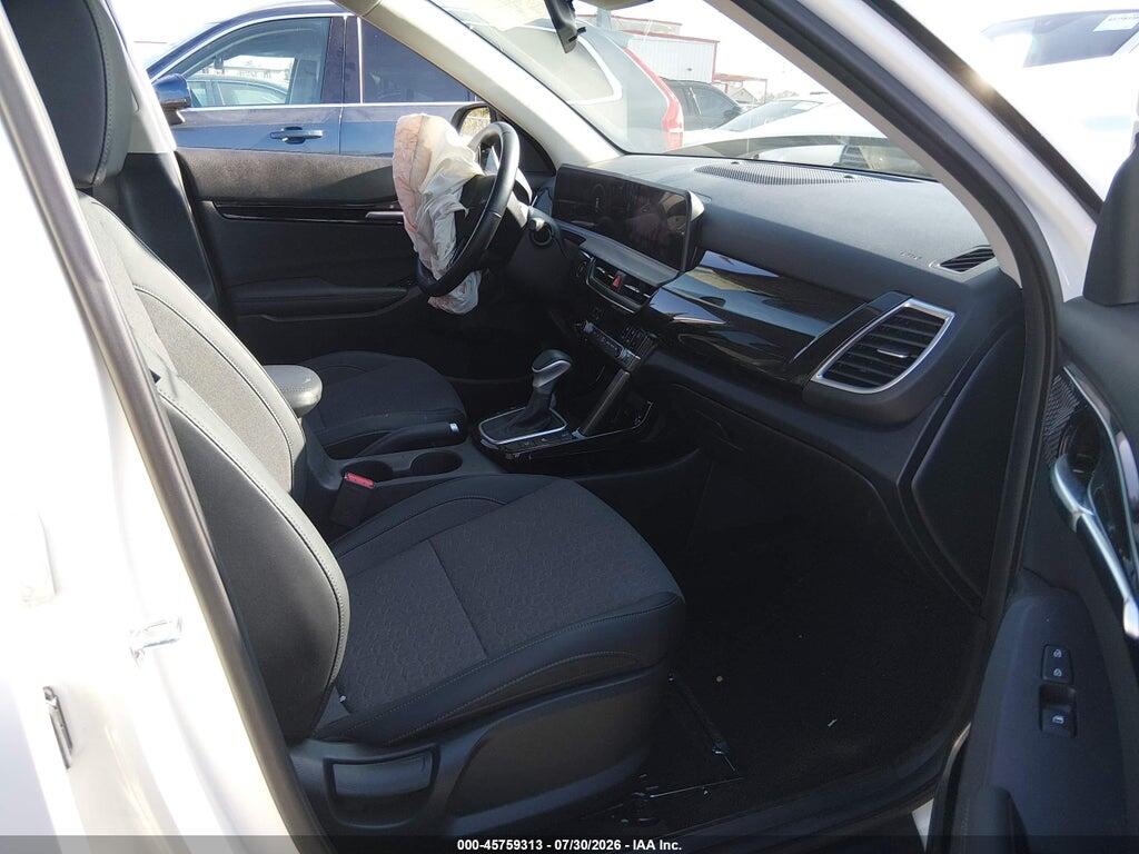 KNDEUCA74R7475369 2024 KIA SELTOS photo no. 5
