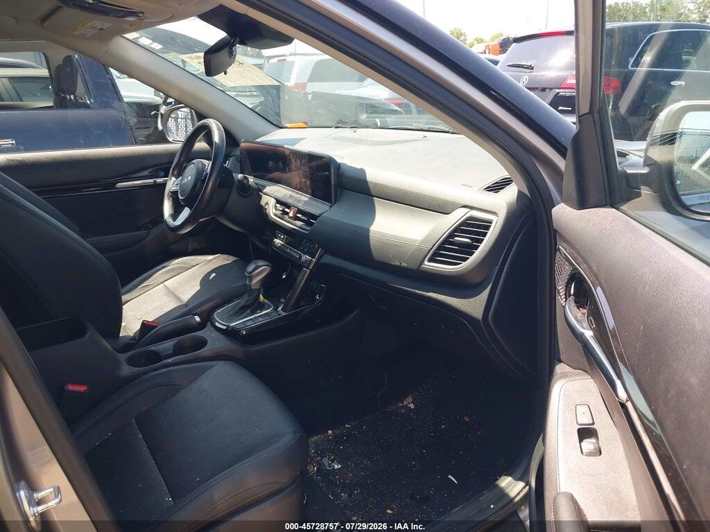 KNDERCAA1R7597944 2024 KIA SELTOS photo no. 5