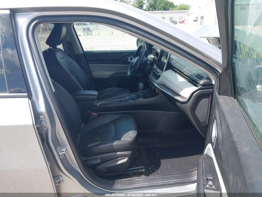 3C4NJDFB5NT135908 2022 JEEP COMPASS photo no. 5