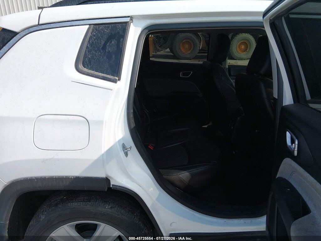 3C4NJCBB2NT137261 2022 JEEP COMPASS photo no. 8