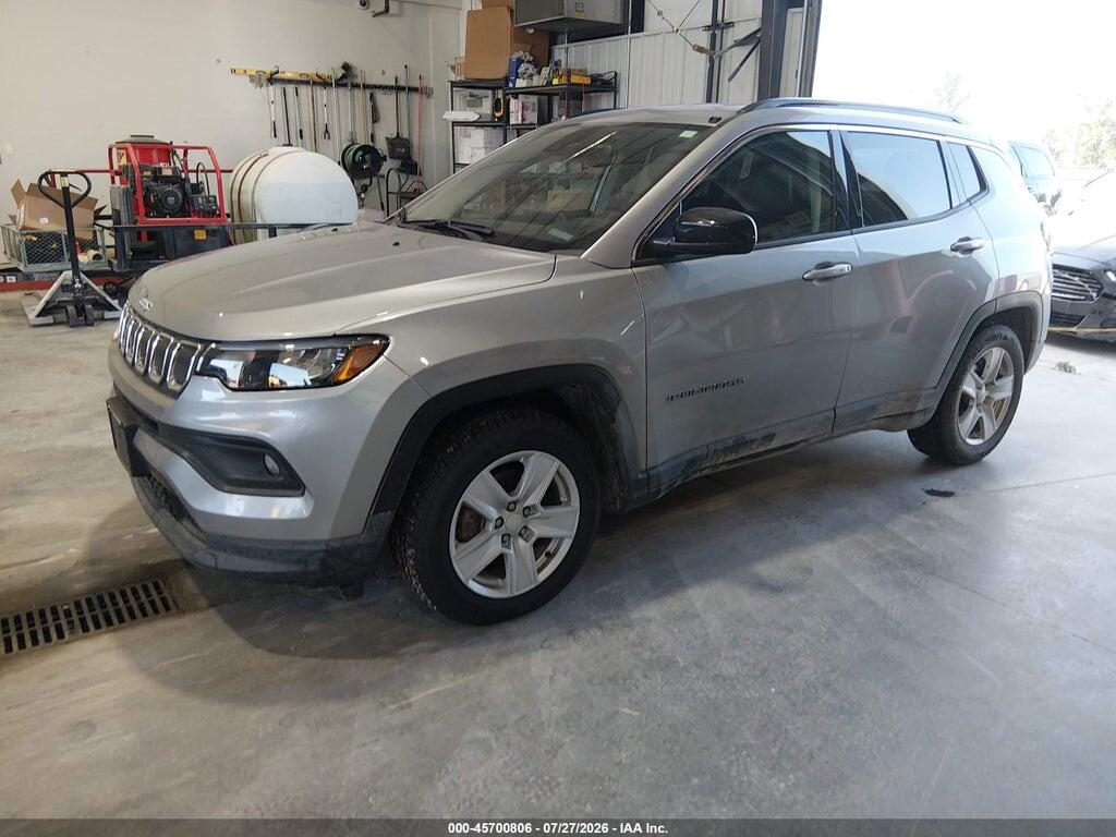 3C4NJCBB5NT213717 2022 JEEP COMPASS photo no. 2