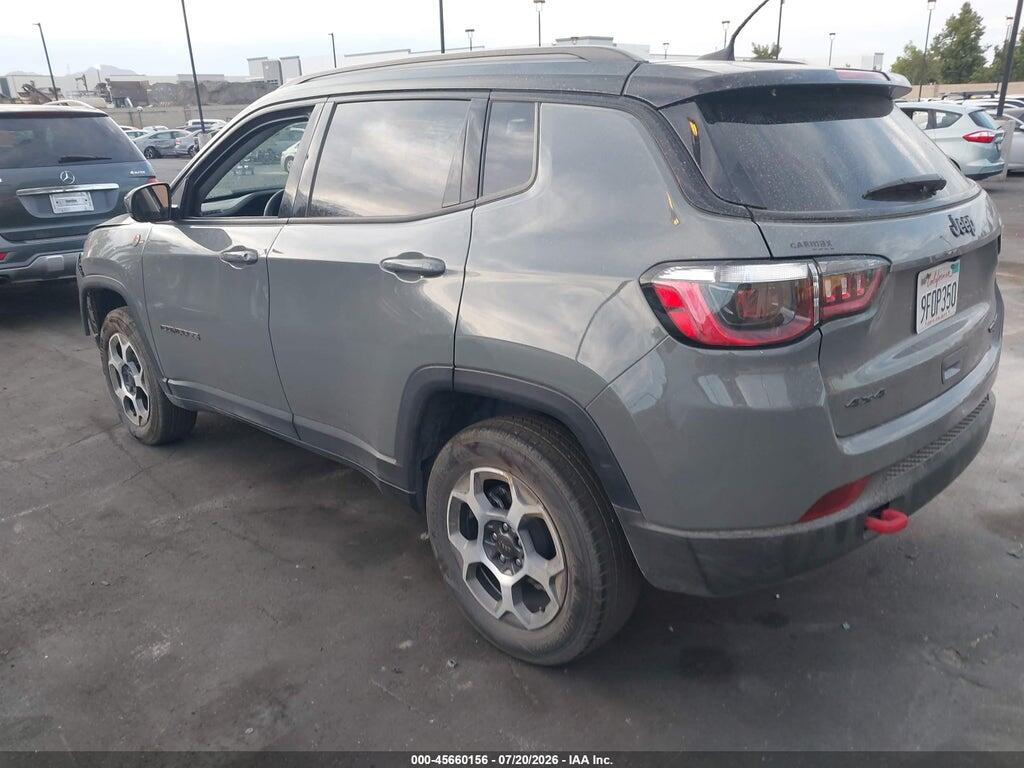 3C4NJDDB8NT206022 2022 JEEP COMPASS photo no. 3