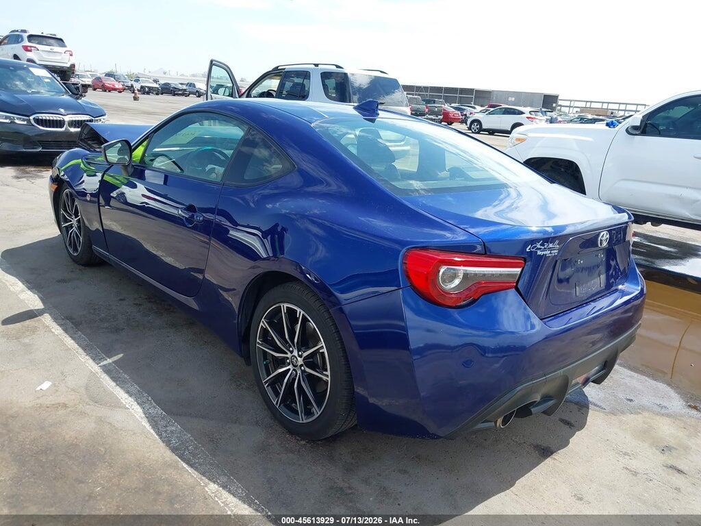 JF1ZNAA16H9703668 2017 TOYOTA 86 photo no. 3