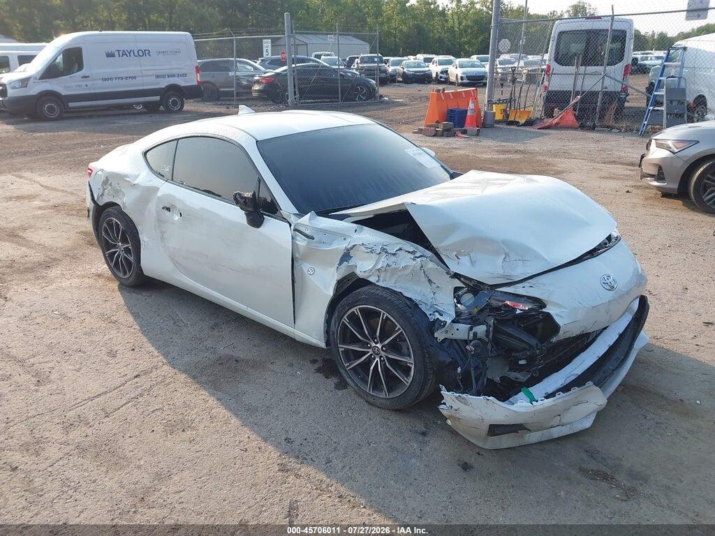 JF1ZNAA19H9709433 2017 TOYOTA 86 photo no. 1