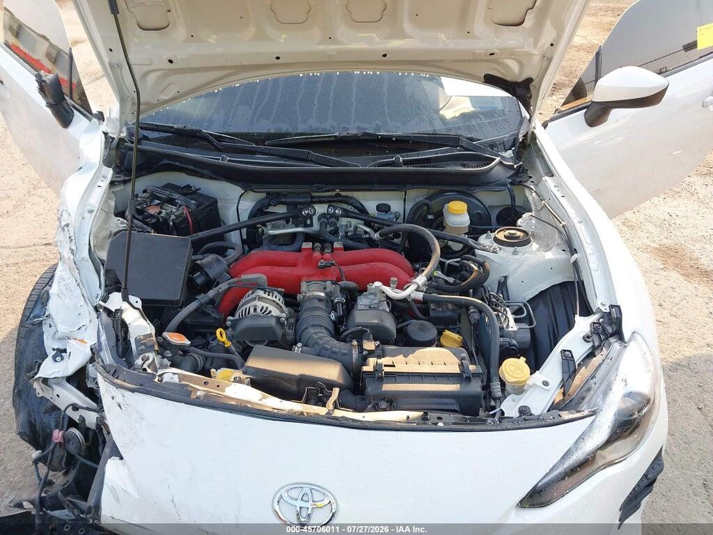 JF1ZNAA19H9709433 2017 TOYOTA 86 photo no. 10
