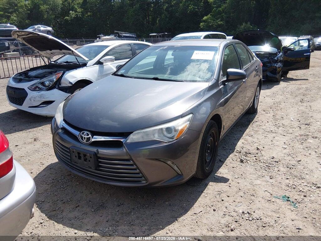 4T1BF1FK0HU445196 2017 TOYOTA CAMRY photo no. 2