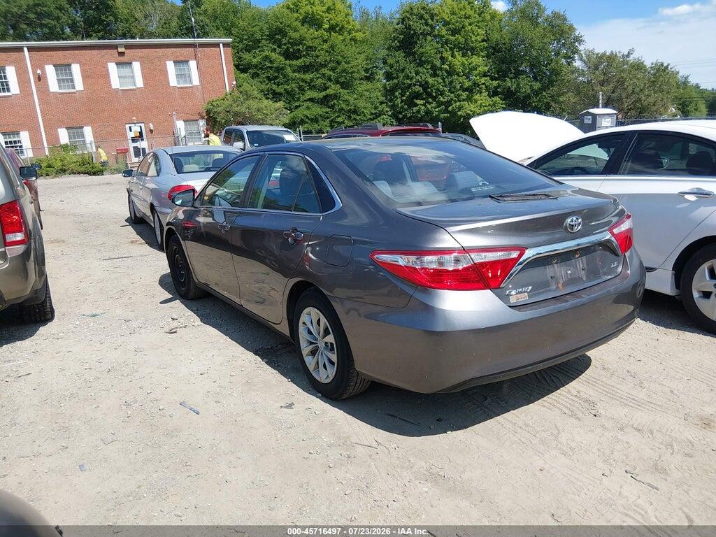 4T1BF1FK0HU445196 2017 TOYOTA CAMRY photo no. 3