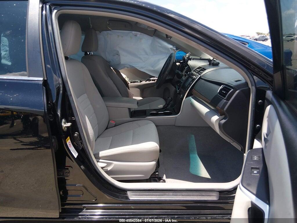 4T1BF1FK2HU402947 2017 TOYOTA CAMRY photo no. 5