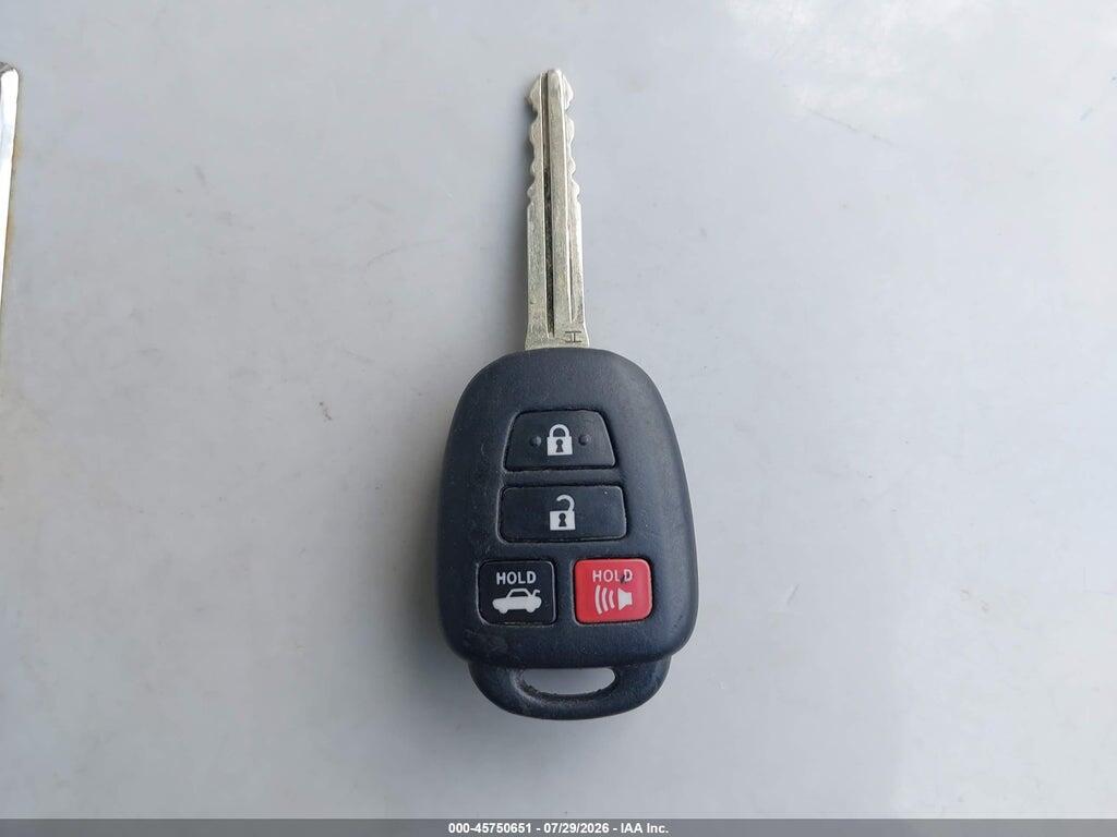 4T1BF1FK5HU433643 2017 TOYOTA CAMRY photo no. 11