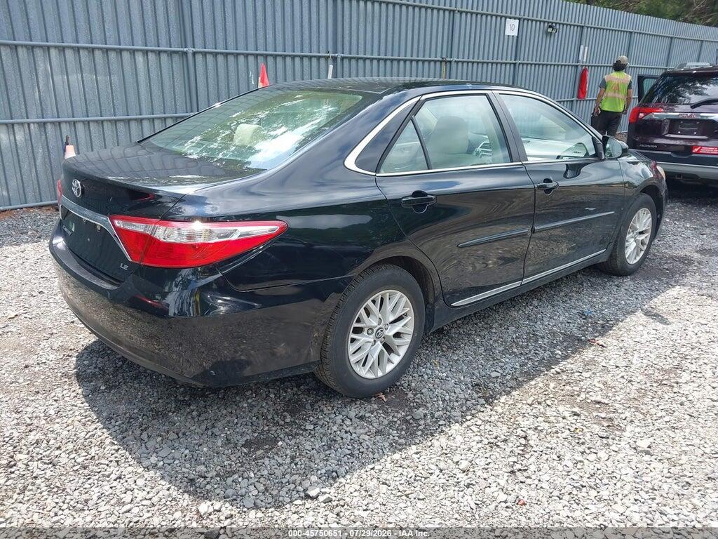 4T1BF1FK5HU433643 2017 TOYOTA CAMRY photo no. 4