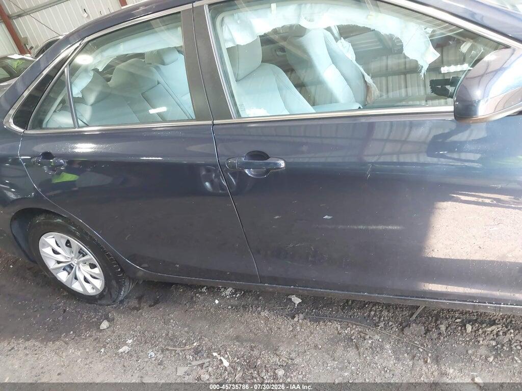 4T1BF1FK7HU757435 2017 TOYOTA CAMRY photo no. 12
