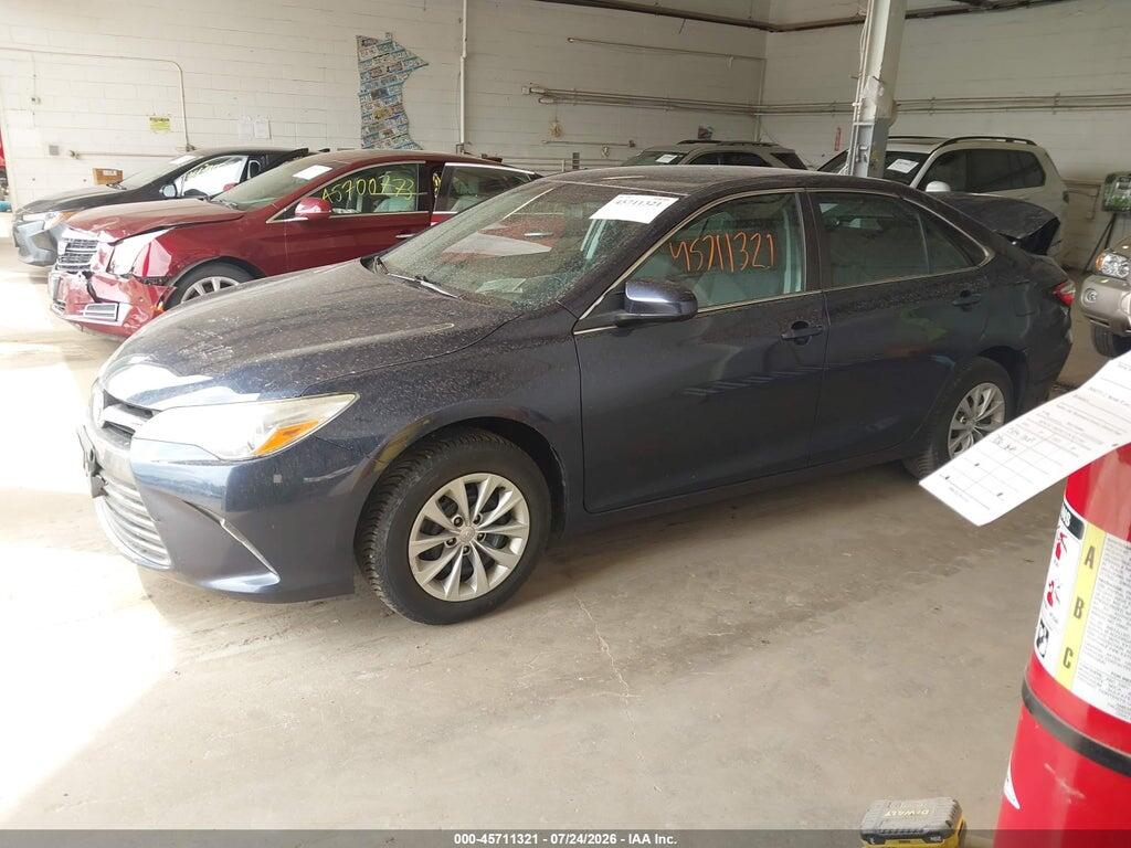 4T1BF1FK5HU803473 2017 TOYOTA CAMRY photo no. 2
