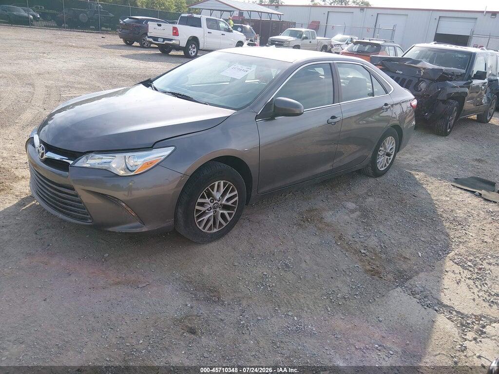 4T1BF1FK6HU671243 2017 TOYOTA CAMRY photo no. 2
