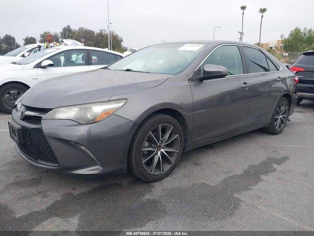 4T1BF1FK6HU794444 2017 TOYOTA CAMRY photo no. 2