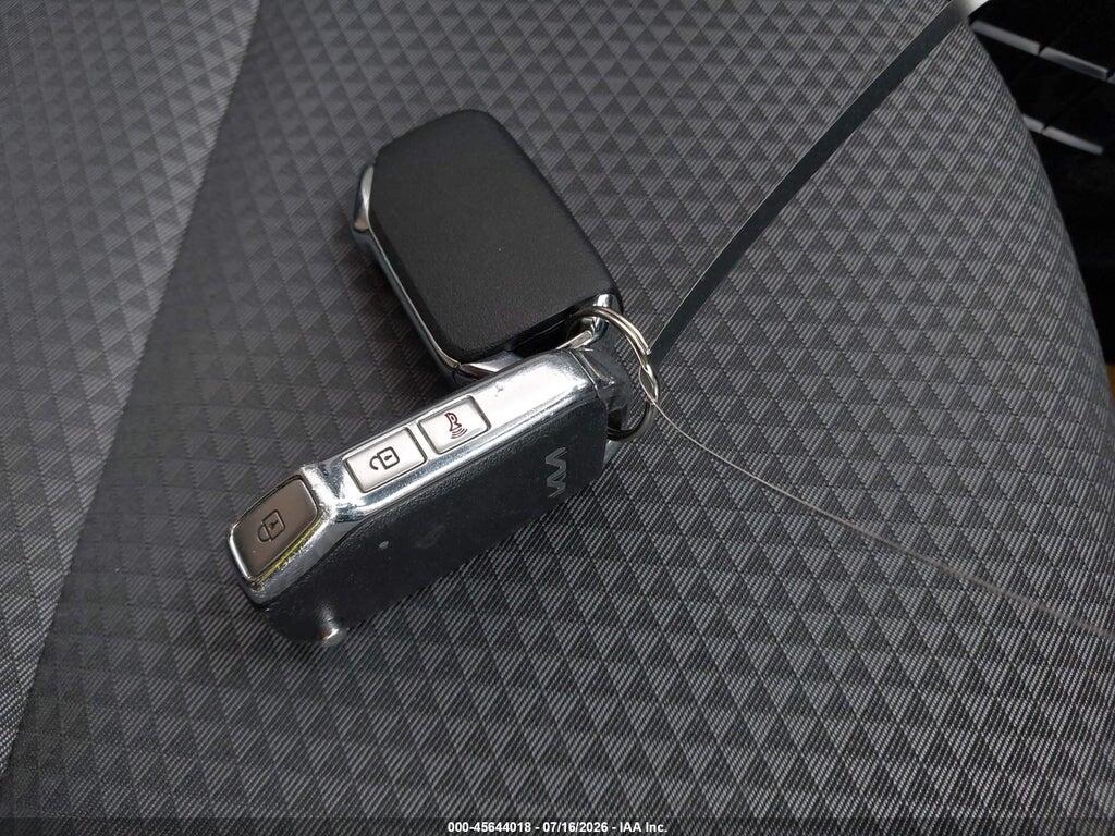KNDJ23AU6R7899498 2024 KIA SOUL photo no. 11