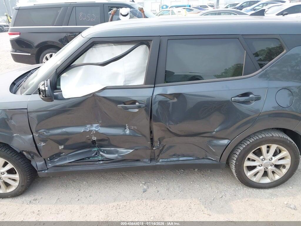 KNDJ23AU6R7899498 2024 KIA SOUL photo no. 6