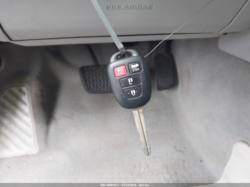 4T1BF1FK2HU714668 2017 TOYOTA CAMRY photo no. 11