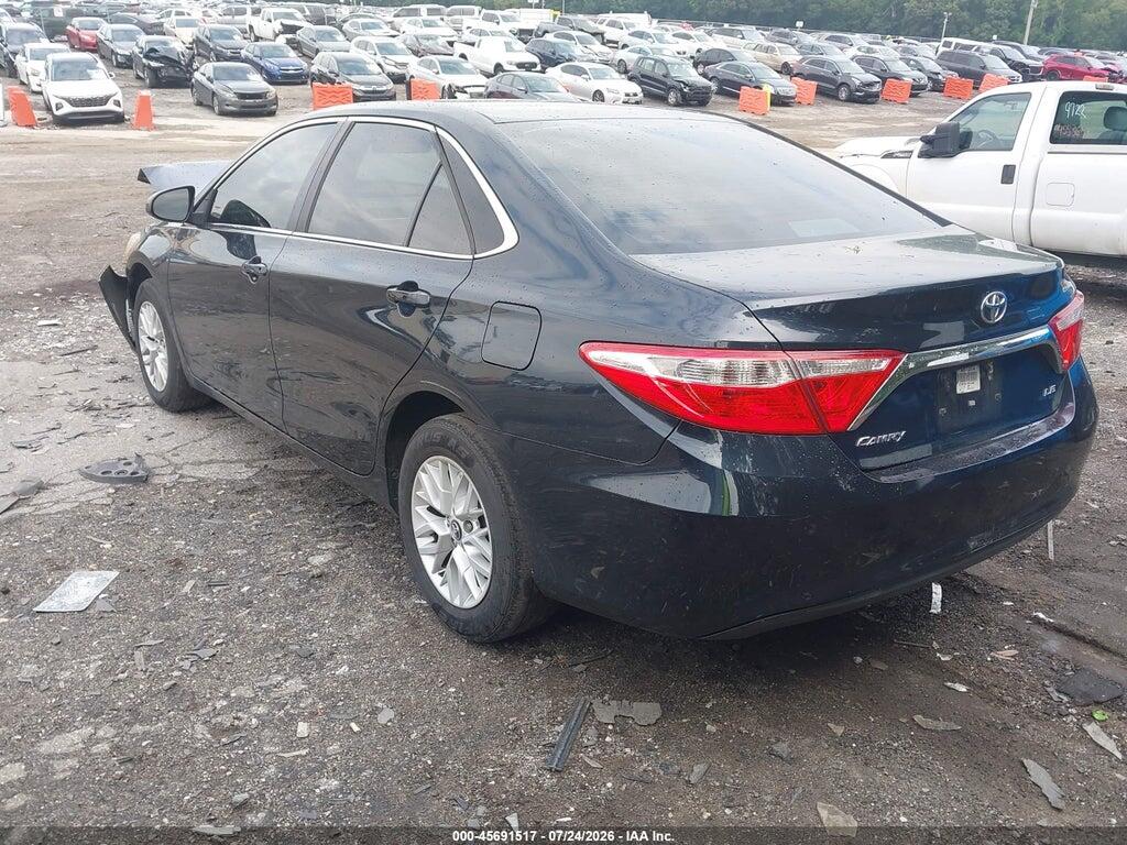4T1BF1FK2HU714668 2017 TOYOTA CAMRY photo no. 3