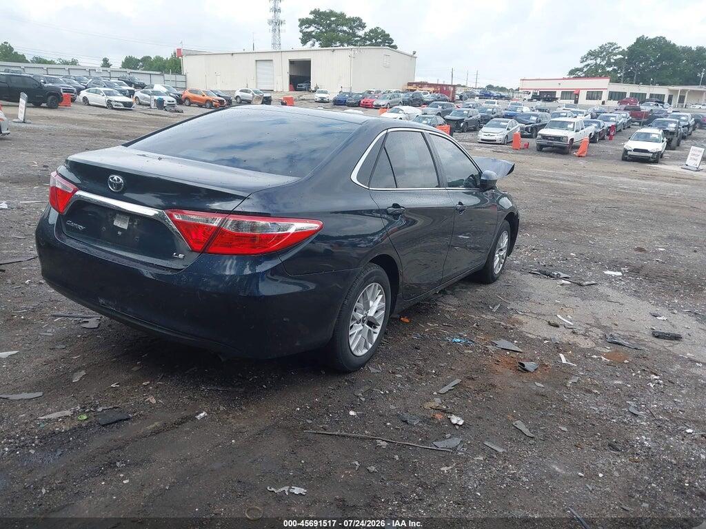 4T1BF1FK2HU714668 2017 TOYOTA CAMRY photo no. 4