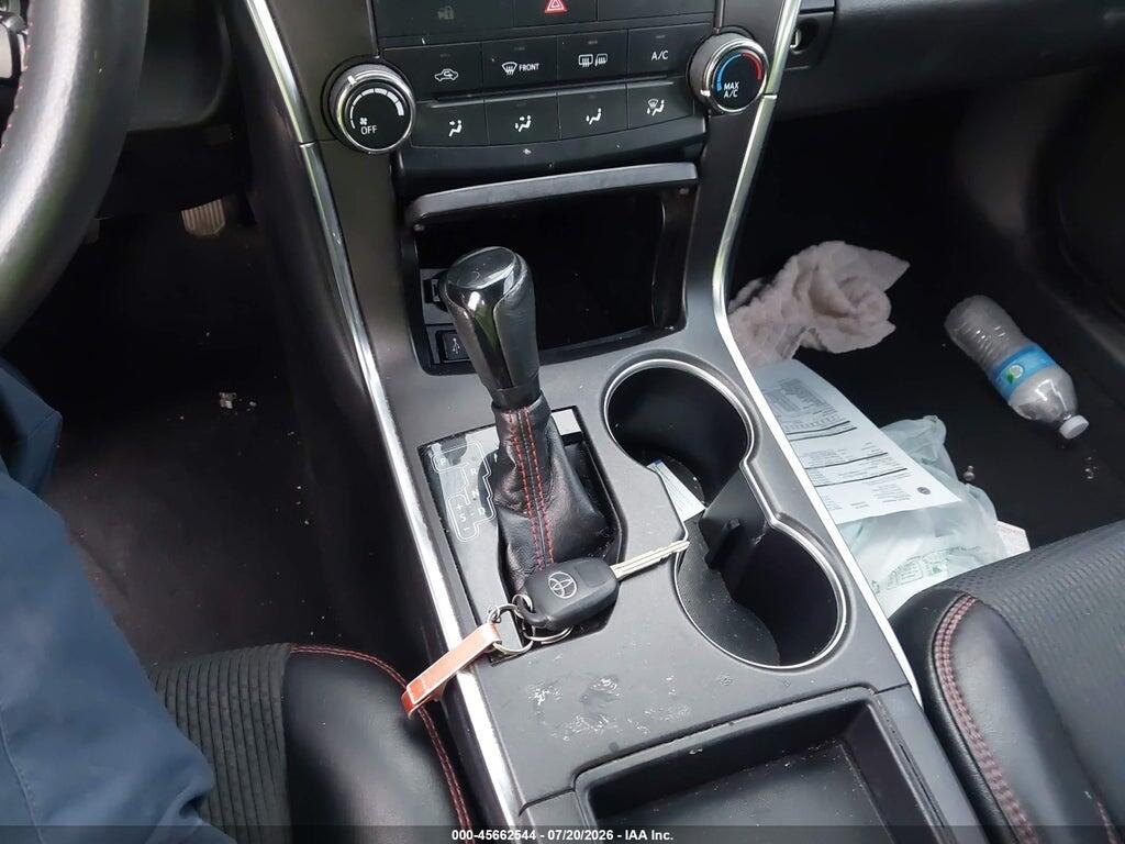 4T1BF1FK5HU628643 2017 TOYOTA CAMRY photo no. 11