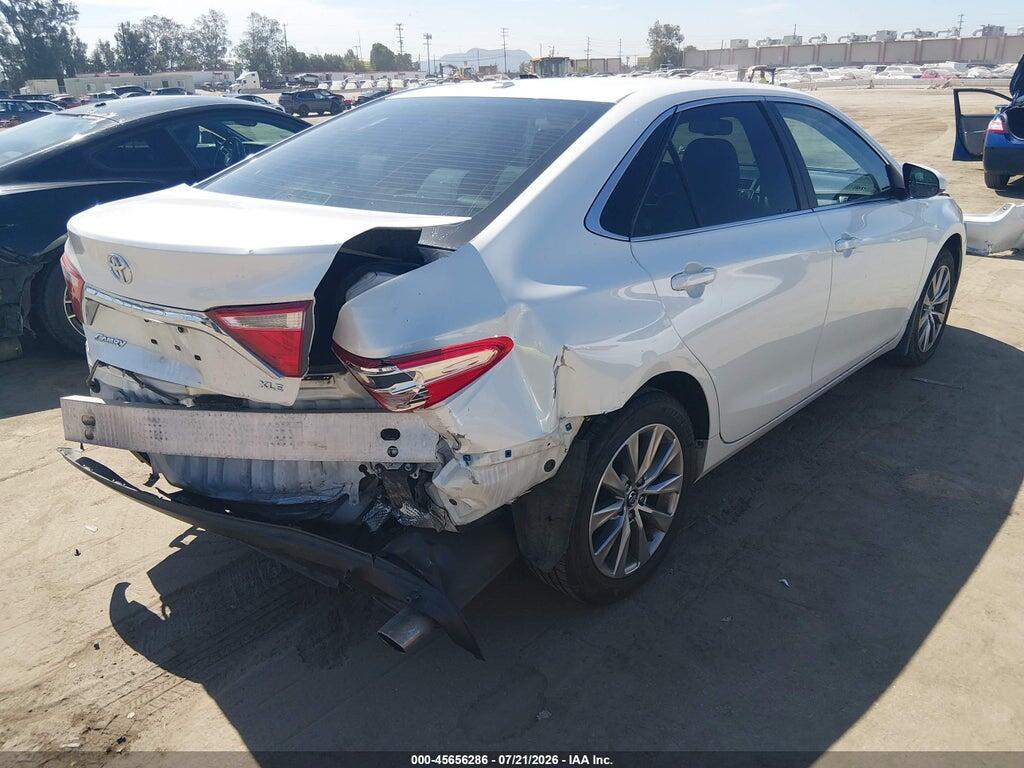 4T1BF1FK9HU322948 2017 TOYOTA CAMRY photo no. 4