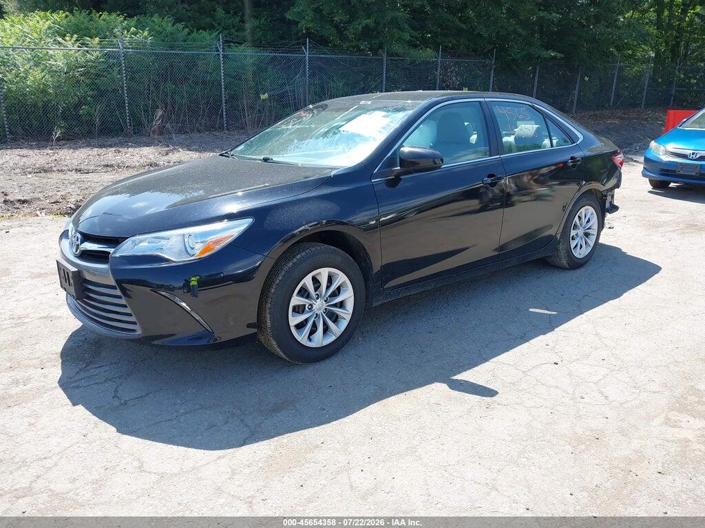 4T1BF1FK5HU768384 2017 TOYOTA CAMRY photo no. 2