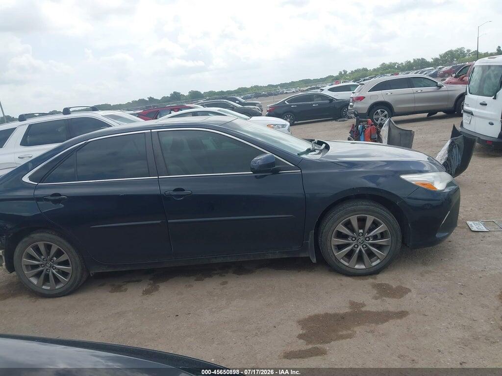 4T1BF1FKXHU757624 2017 TOYOTA CAMRY photo no. 11