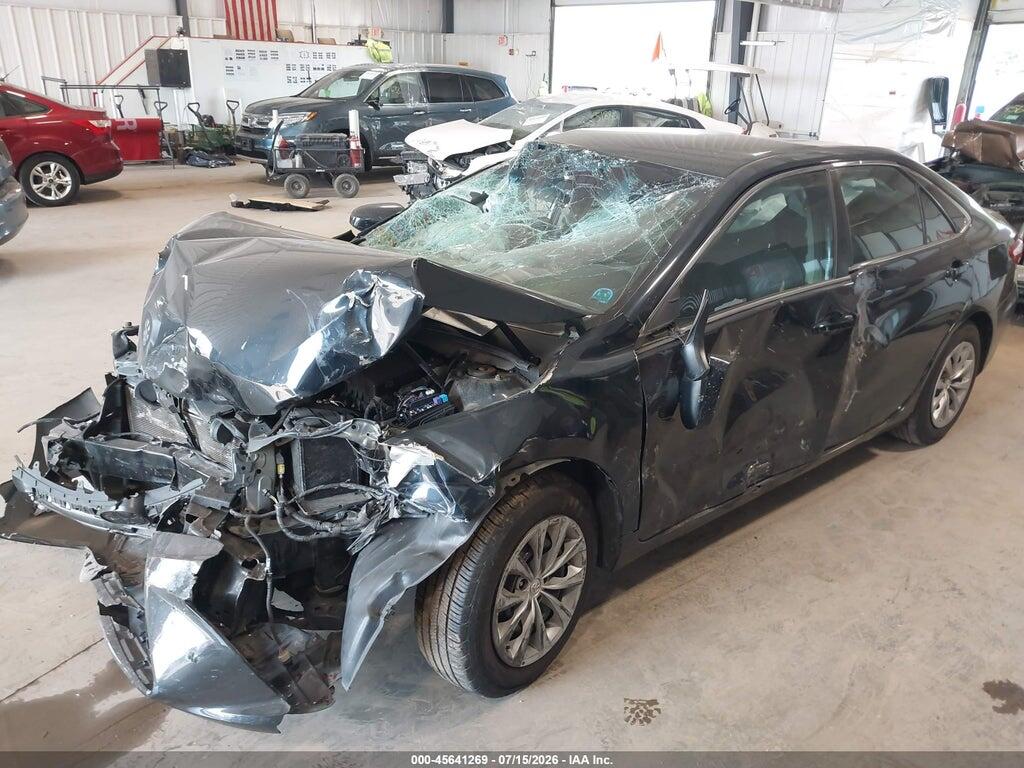 4T1BF1FK3HU347053 2017 TOYOTA CAMRY photo no. 2