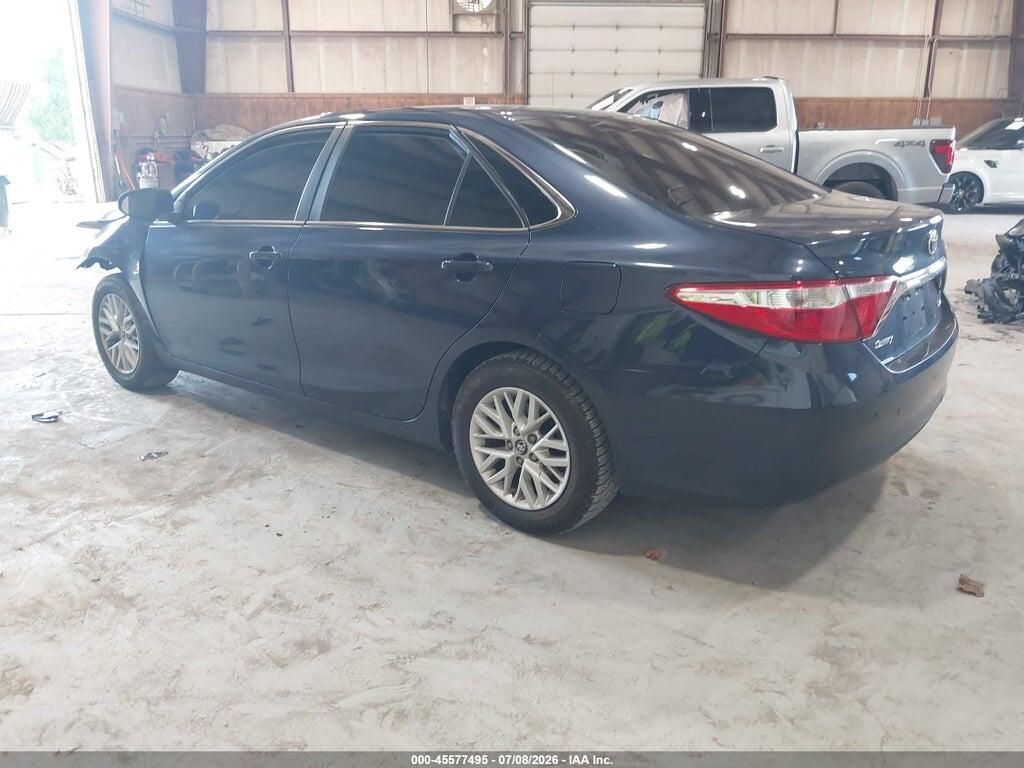 4T1BF1FK2HU695667 2017 TOYOTA CAMRY photo no. 3
