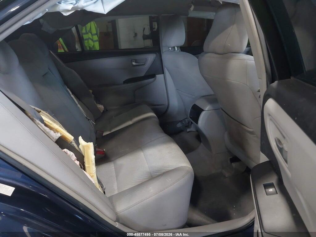 4T1BF1FK2HU695667 2017 TOYOTA CAMRY photo no. 8