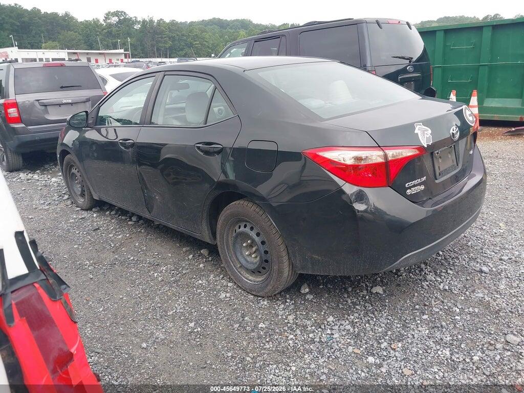 5YFBURHE3HP670127 2017 TOYOTA COROLLA photo no. 3
