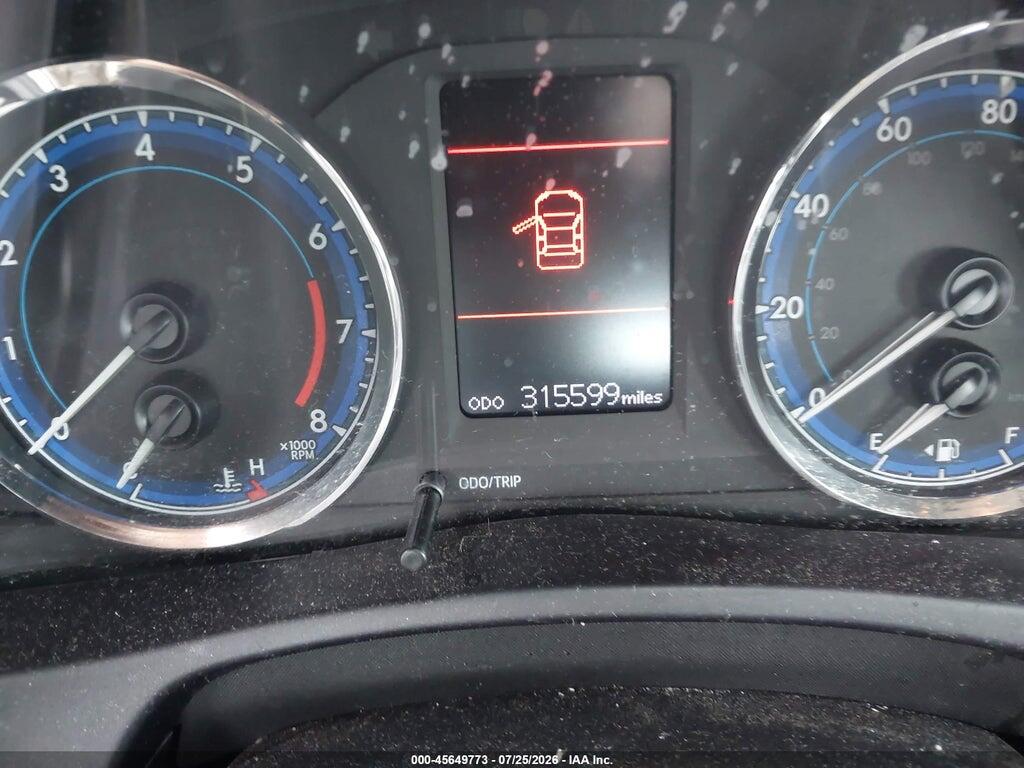 5YFBURHE3HP670127 2017 TOYOTA COROLLA photo no. 7