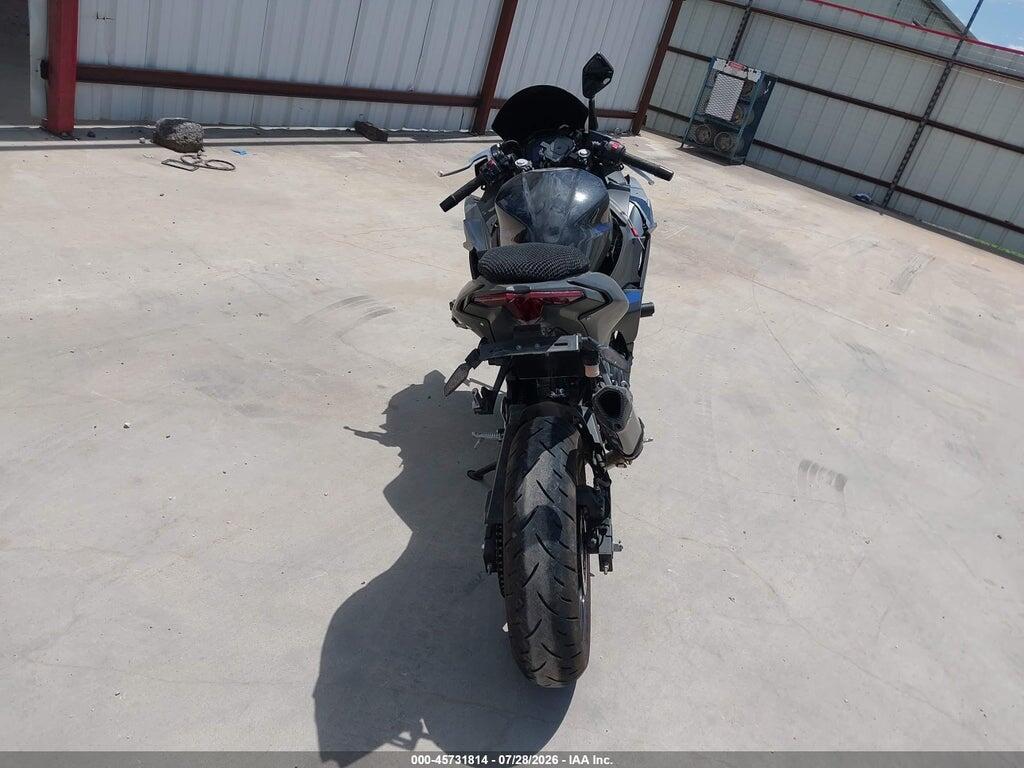 ML5EXGG17SDA68006 2025 KAWASAKI EX500 photo no. 6