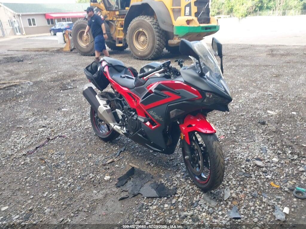 ML5EXGJ18SDA40630 2025 KAWASAKI EX500 photo no. 1