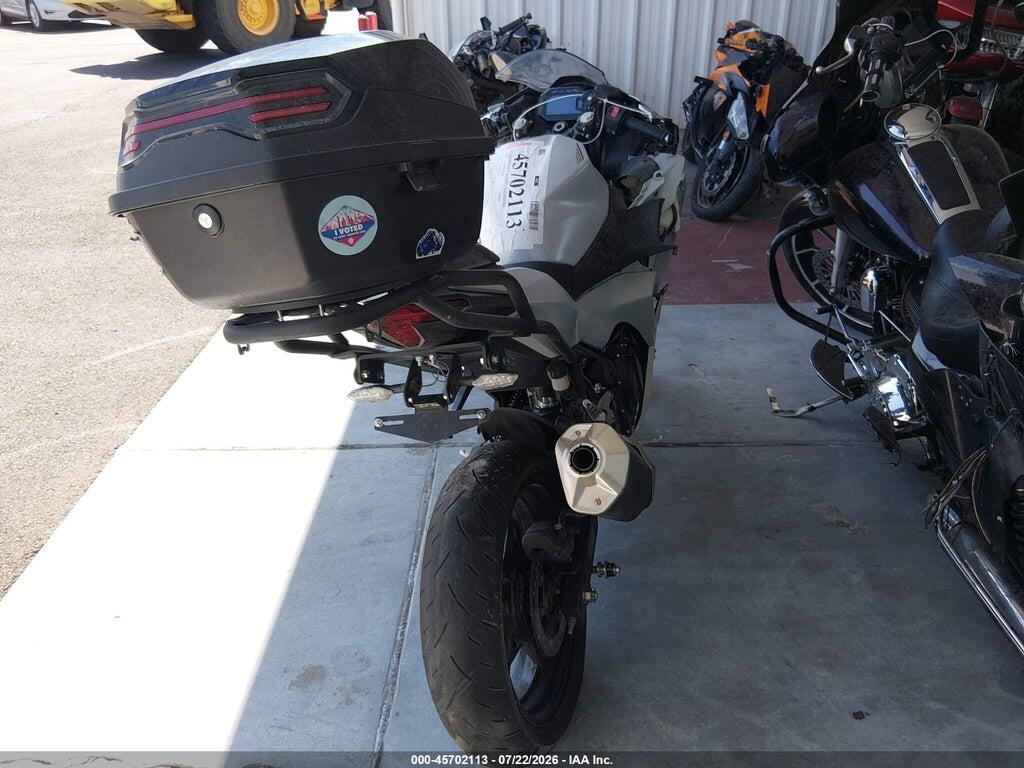 ML5EXGG14SDA67590 2025 KAWASAKI EX500 photo no. 6