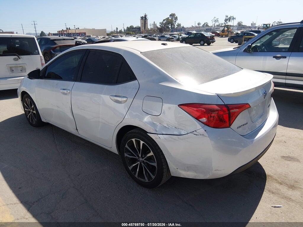 5YFBURHE7HP616958 2017 TOYOTA COROLLA photo no. 3