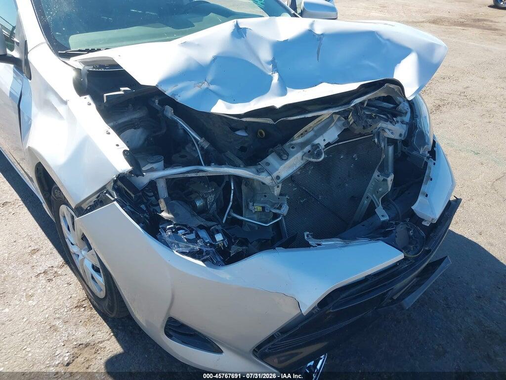 5YFBURHE9HP717371 2017 TOYOTA COROLLA photo no. 6