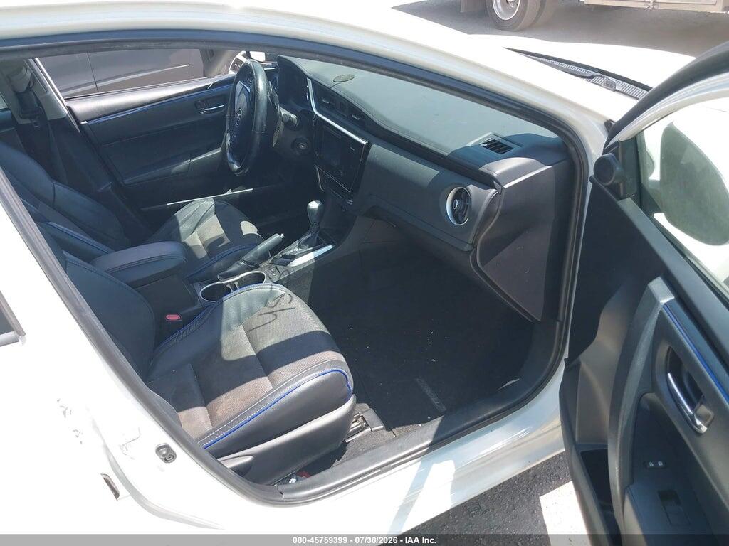 5YFBURHE8HP602938 2017 TOYOTA COROLLA photo no. 5