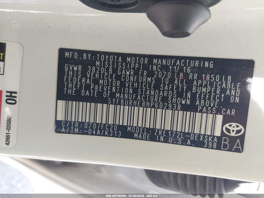 5YFBURHE8HP602938 2017 TOYOTA COROLLA photo no. 9