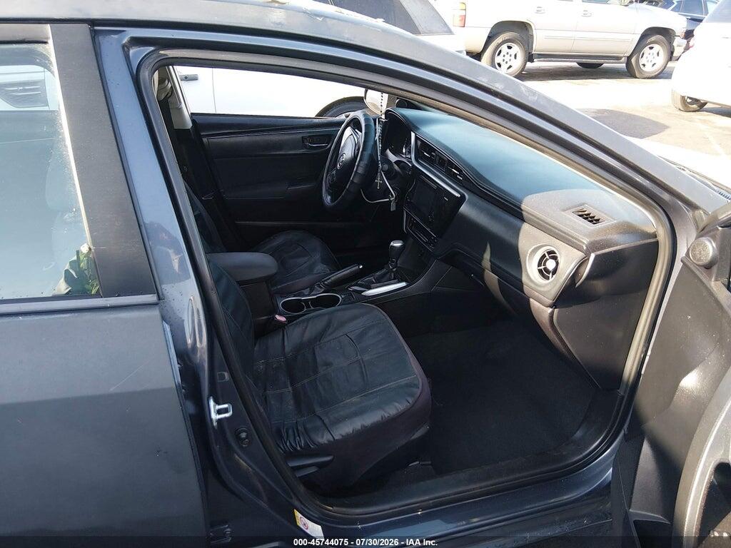 5YFBURHE7HP728465 2017 TOYOTA COROLLA photo no. 5