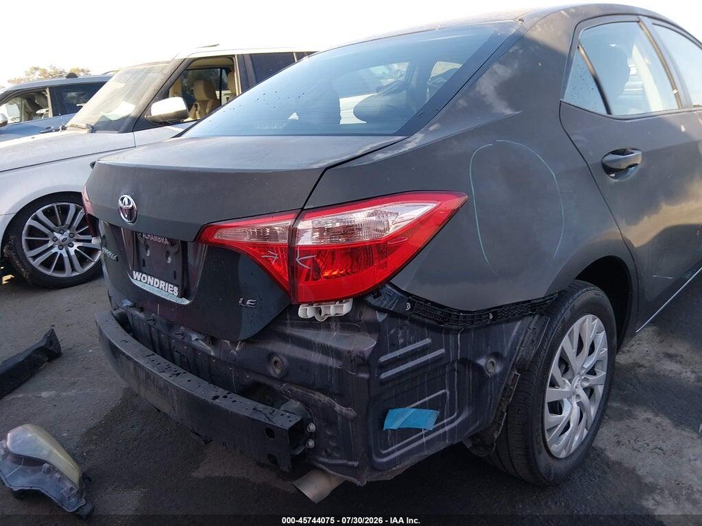 5YFBURHE7HP728465 2017 TOYOTA COROLLA photo no. 6
